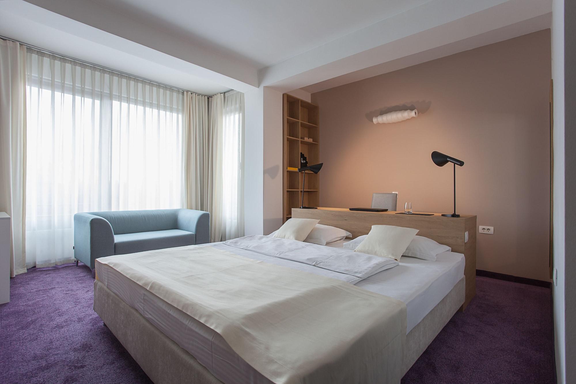 City Park Hotel Skopje Exterior photo